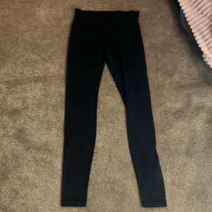 Lululemon black leggings size 6 tall